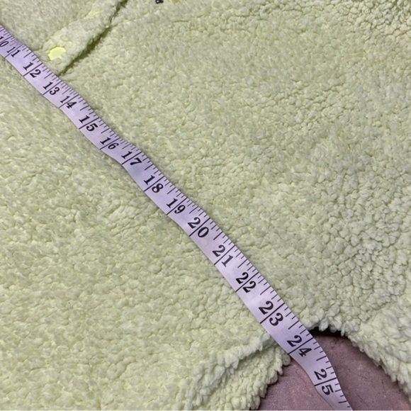 Aerie Neon Quarter Snap Button Sherpa Fleece
Sweater Pullover - Picture 6 of 8
